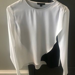 Long sleeve black & white Rachel Zoe top